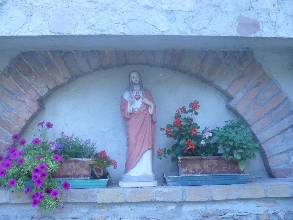 Casa Religiosa Di Ospitalita Nazareno Hotel Spoleto Exterior photo